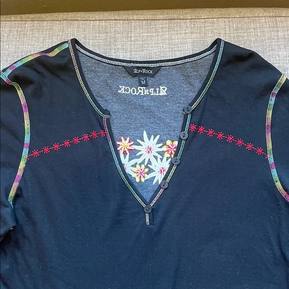 Alp & Rock Kukkia Henley Black Long Sleeve Embroidered Flower Top Shirt M - Picture 4 of 9
